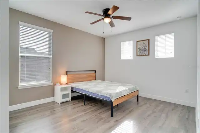 Listing Photo 25