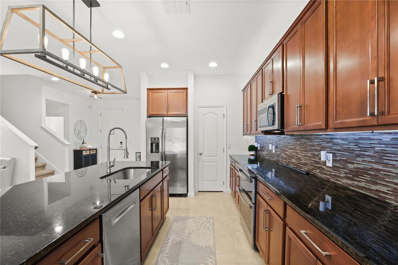 Listing Photo 7