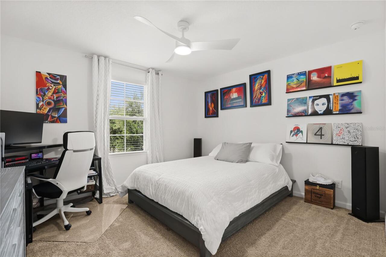 Listing Photo 16