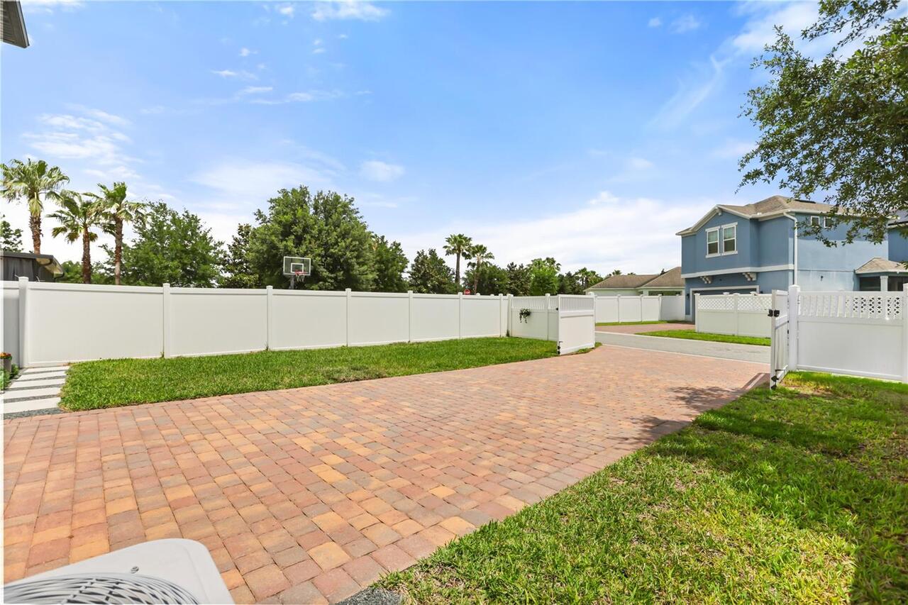 Listing Photo 25