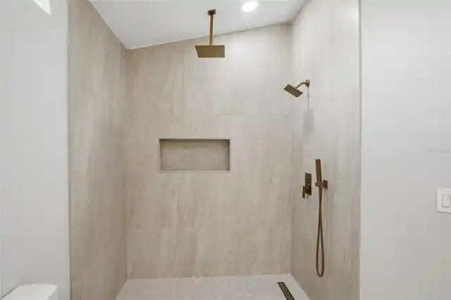 Listing Photo 30
