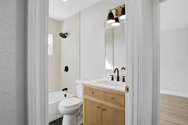Listing Photo 33