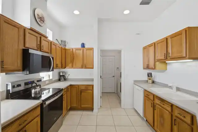 Listing Photo 13