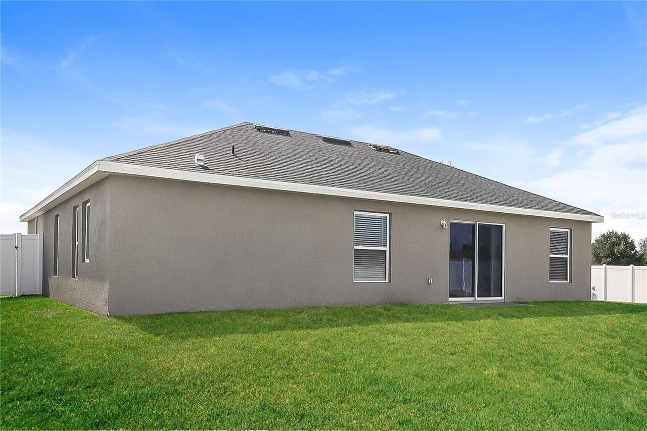 Listing Photo 15