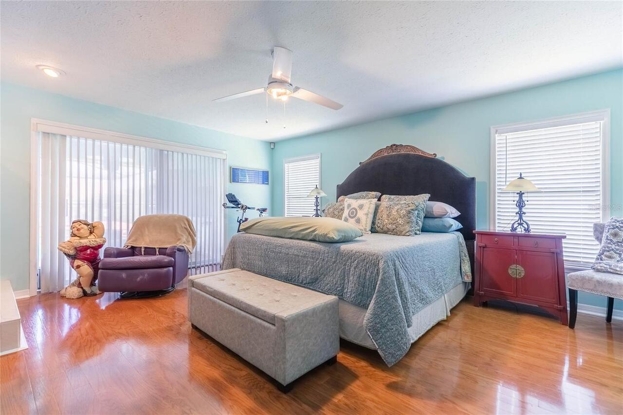 Listing Photo 17