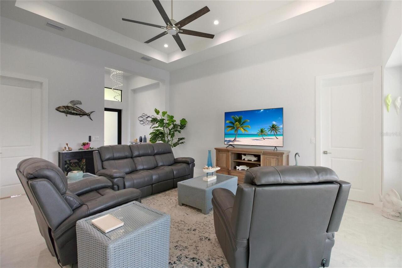 Listing Photo 8
