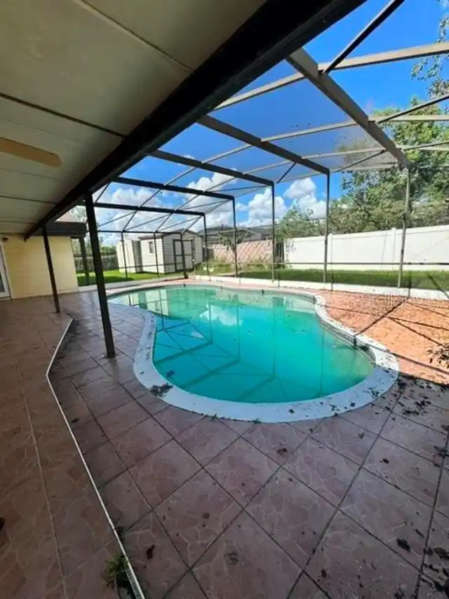 Listing Photo 12