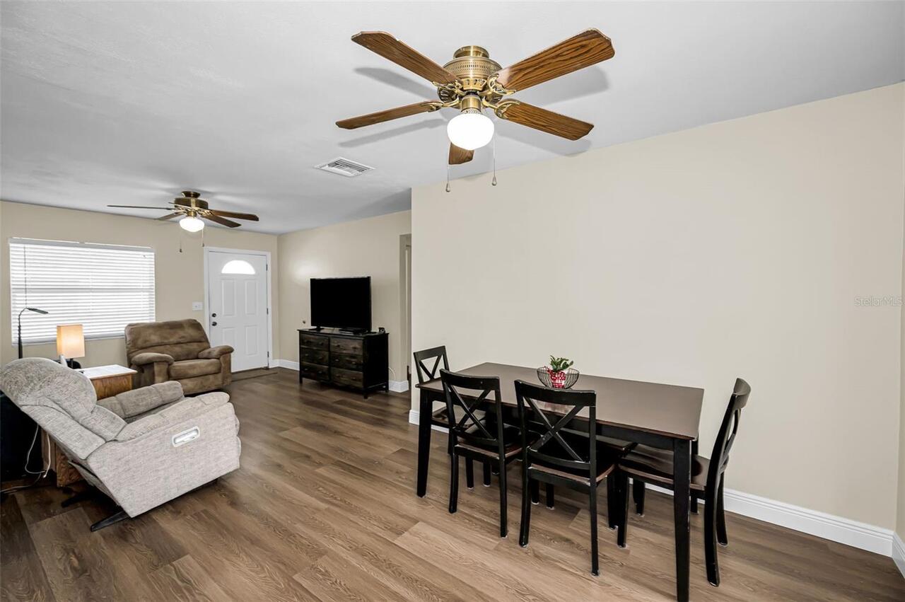 Listing Photo 10