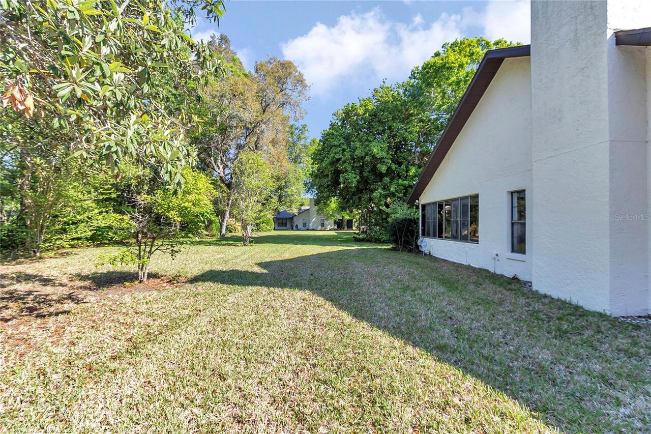 Listing Photo 10