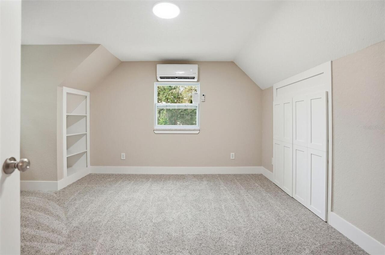 Listing Photo 43