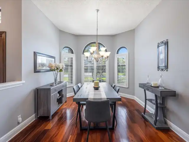 Listing Photo 17