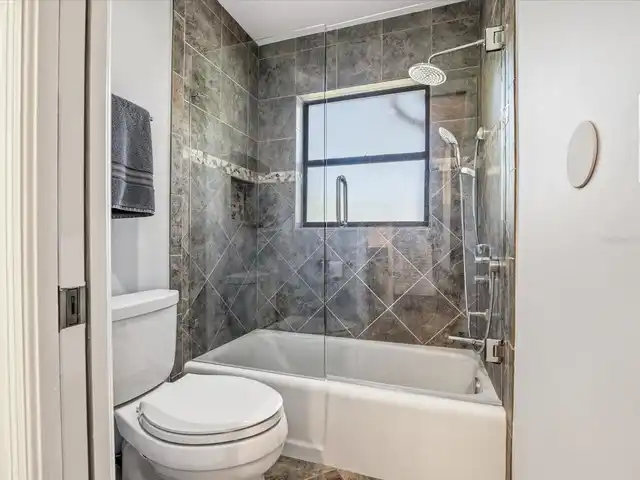 Listing Photo 33