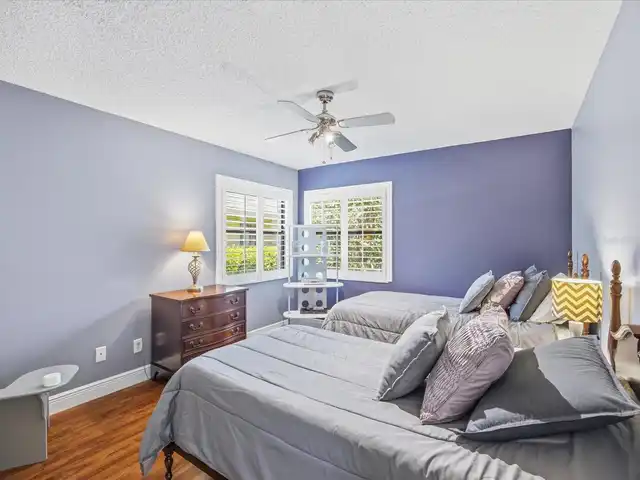 Listing Photo 34