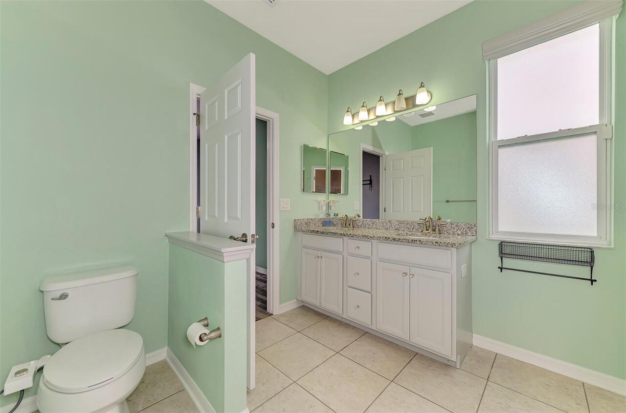 Listing Photo 42