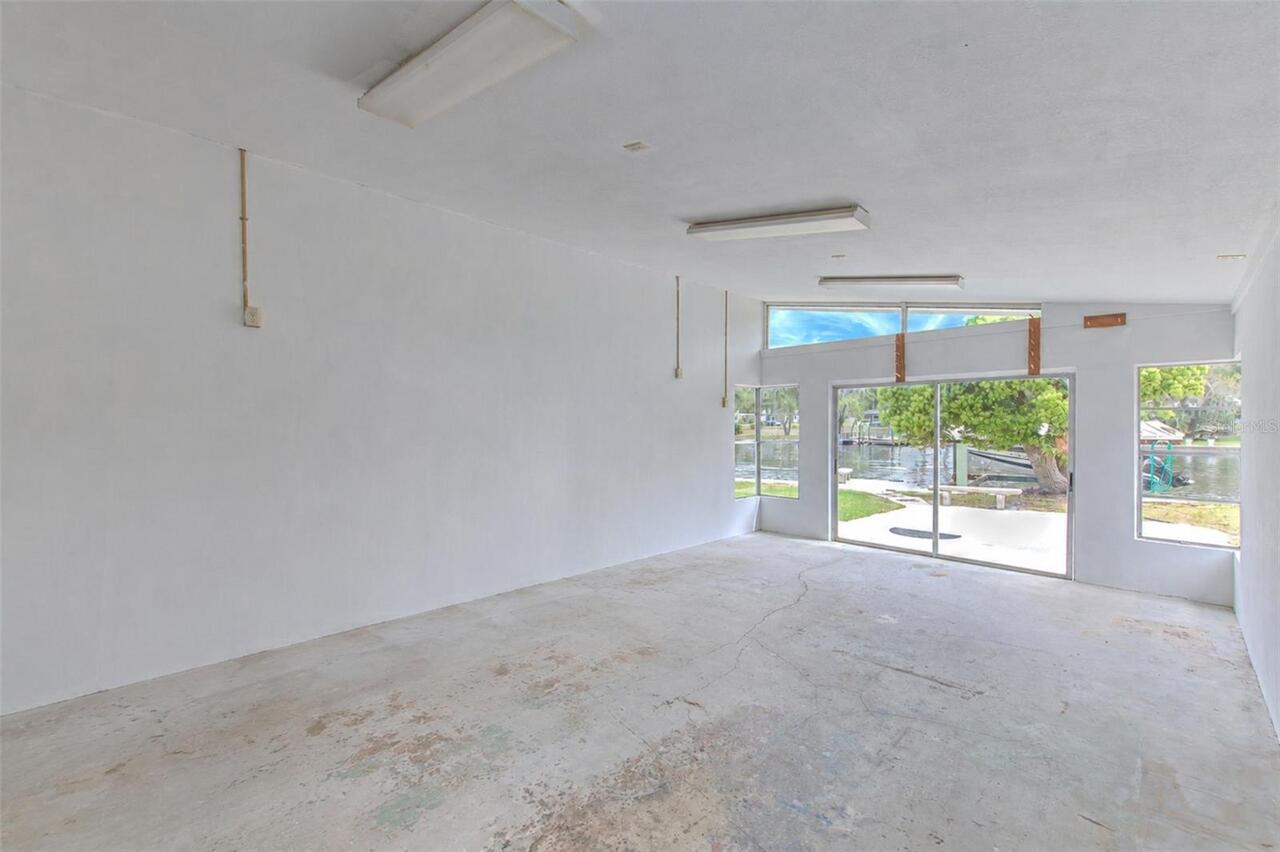 Listing Photo 33