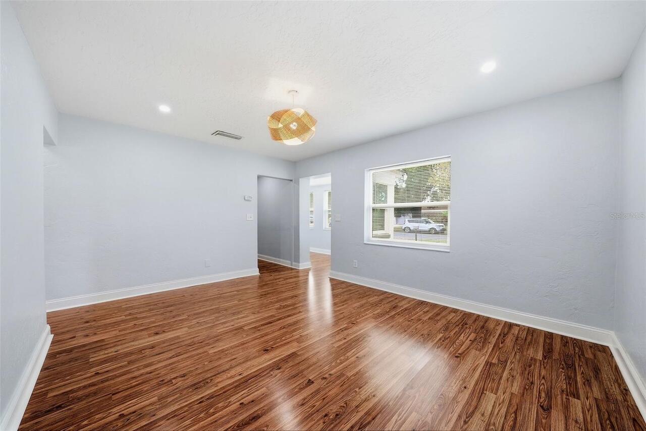 Listing Photo 7