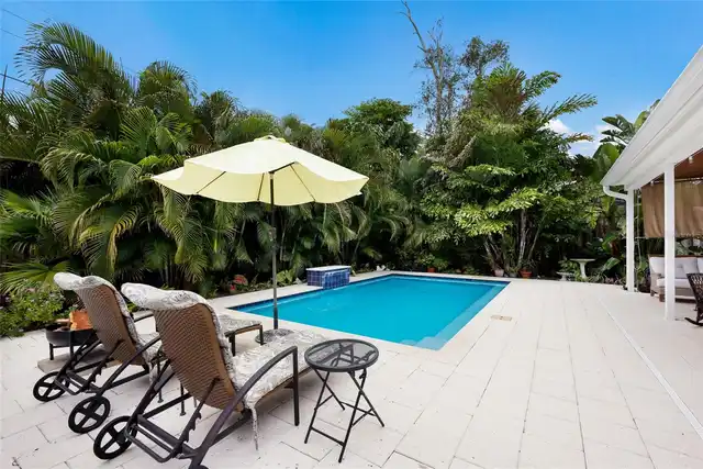 Listing Photo 33