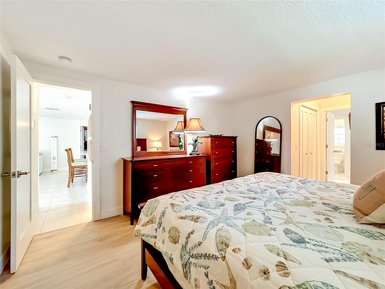 Listing Photo 37