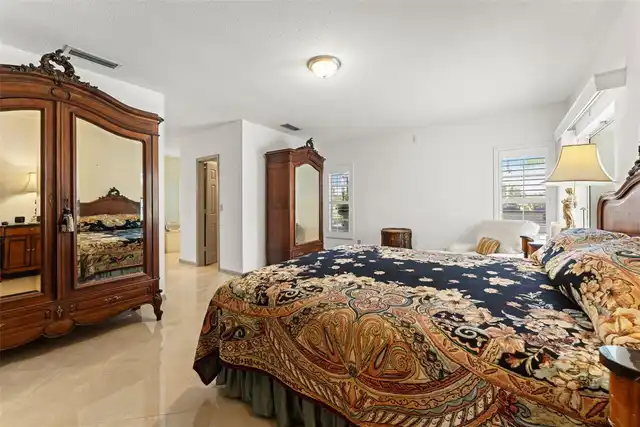 Listing Photo 37