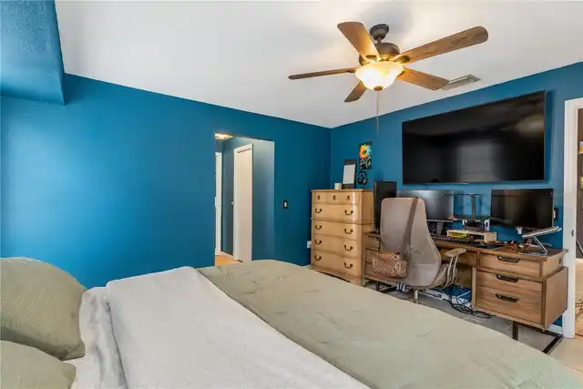 Listing Photo 22