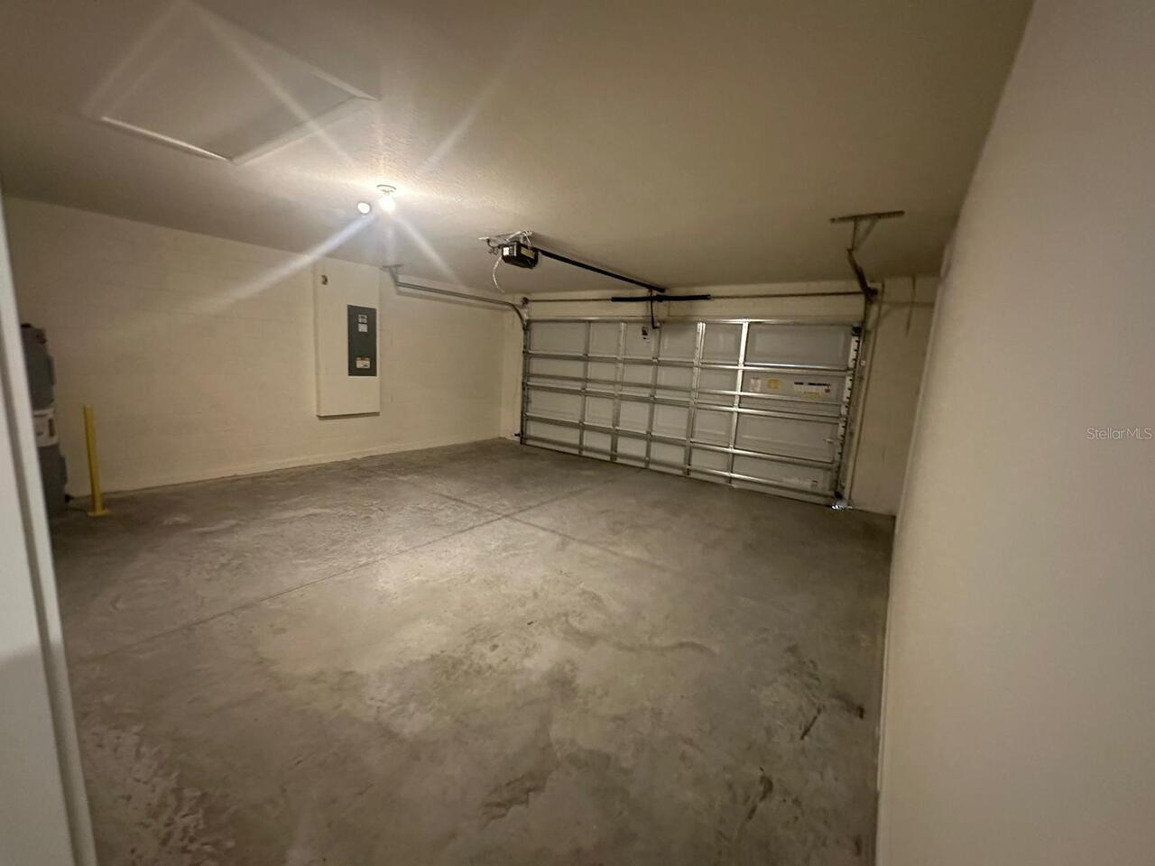 Listing Photo 11