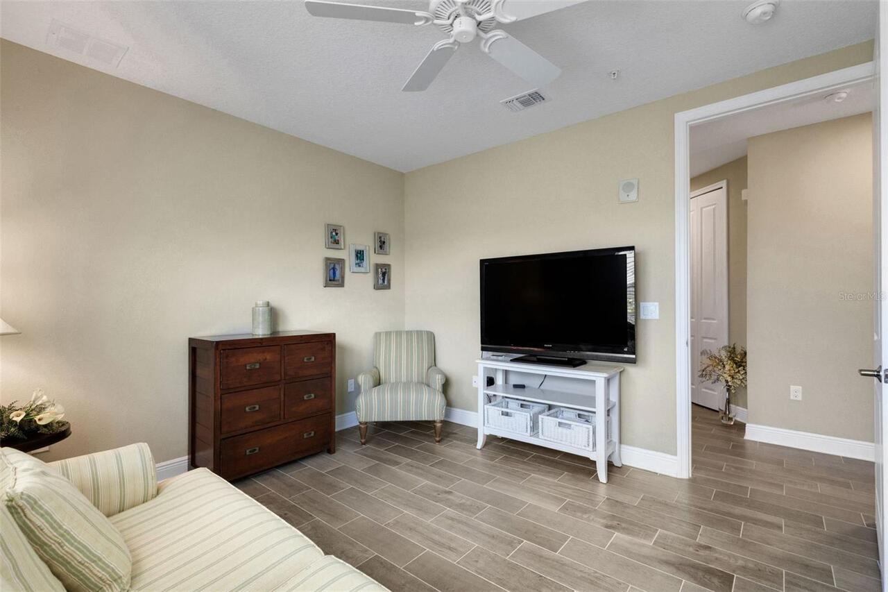 Listing Photo 32