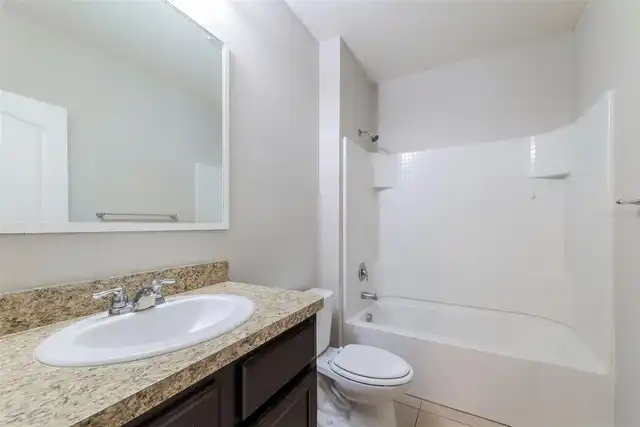 Listing Photo 7
