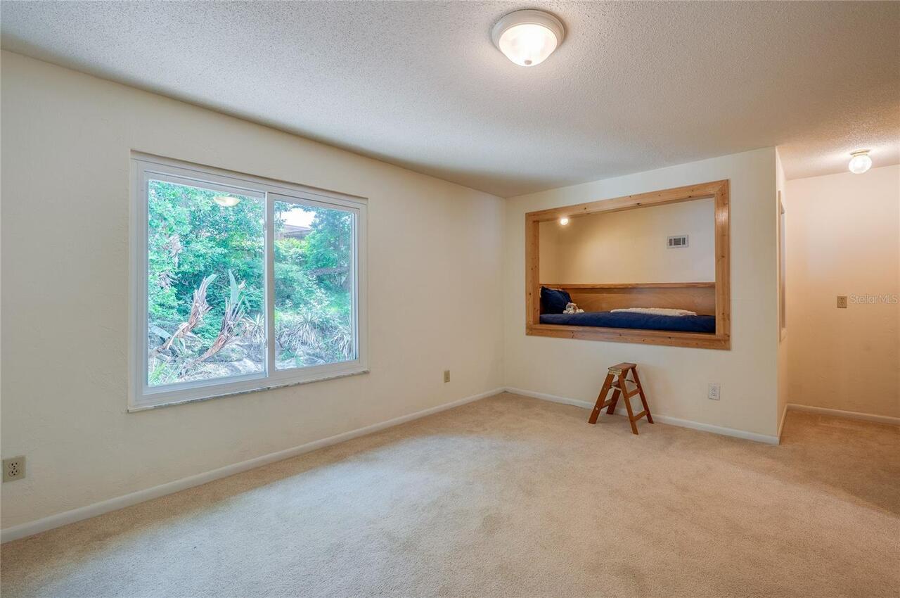 Listing Photo 33