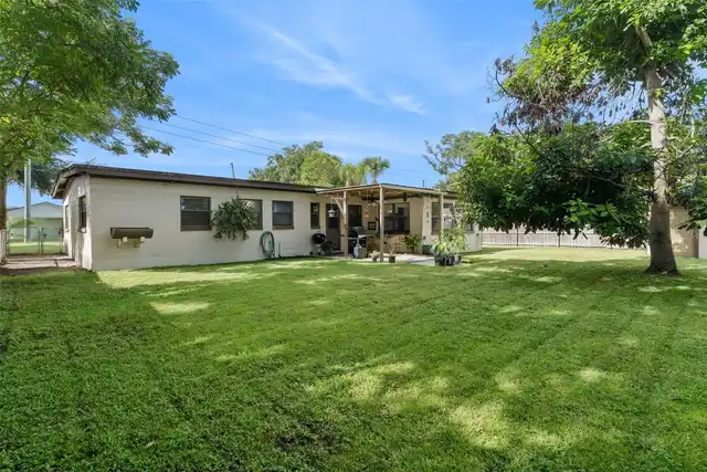 Listing Photo 18