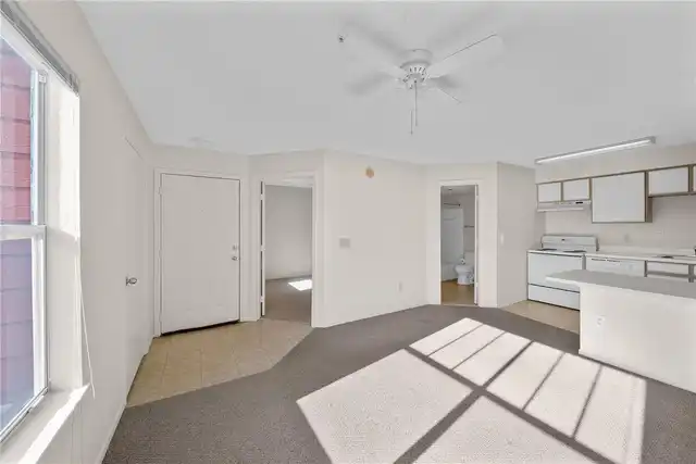 Listing Photo 7