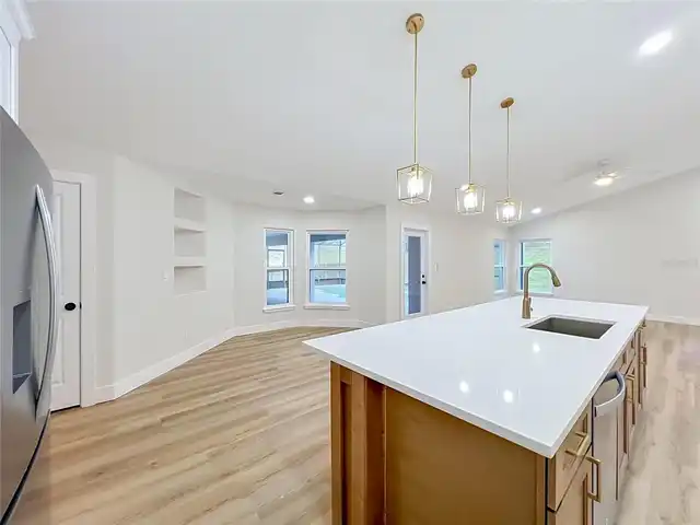 Listing Photo 16
