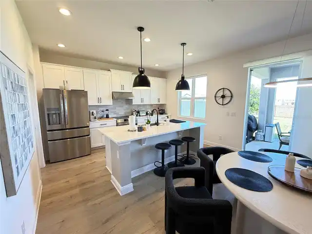 Listing Photo 7