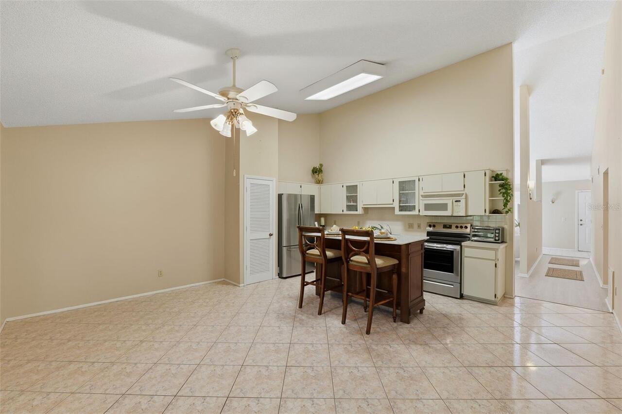 Listing Photo 16