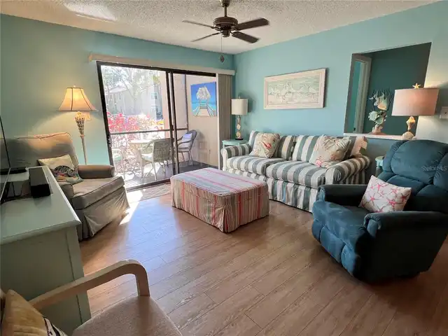 Listing Photo 17