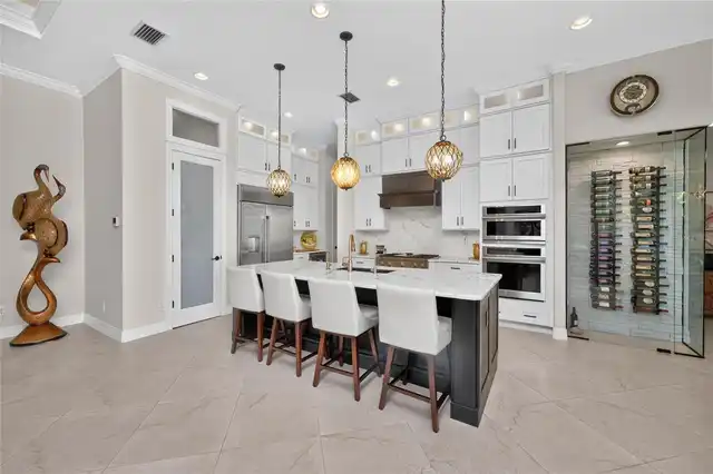 Listing Photo 18