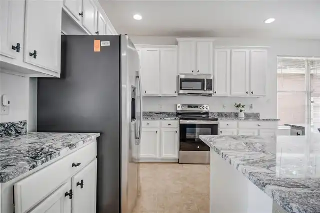 Listing Photo 15