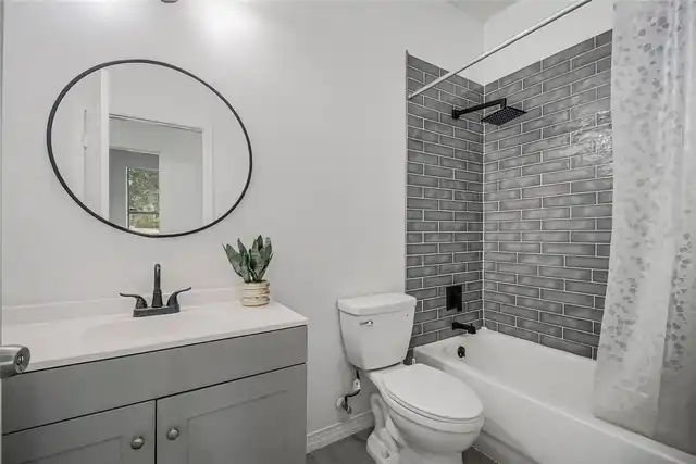 Listing Photo 32