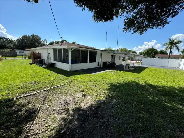 Listing Photo 5