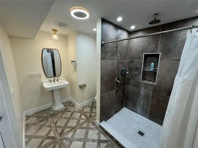 Listing Photo 13