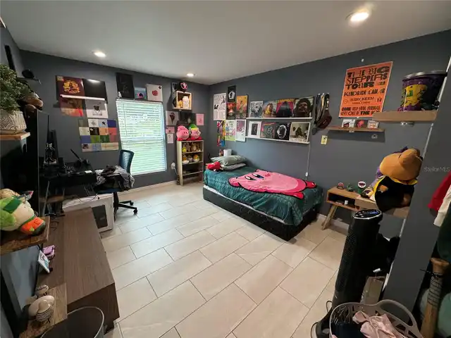 Listing Photo 18