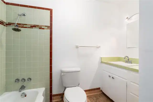 Listing Photo 20