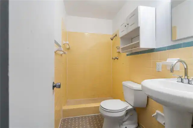 Listing Photo 24