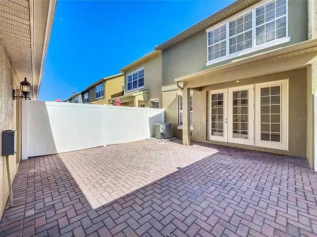 Listing Photo 22