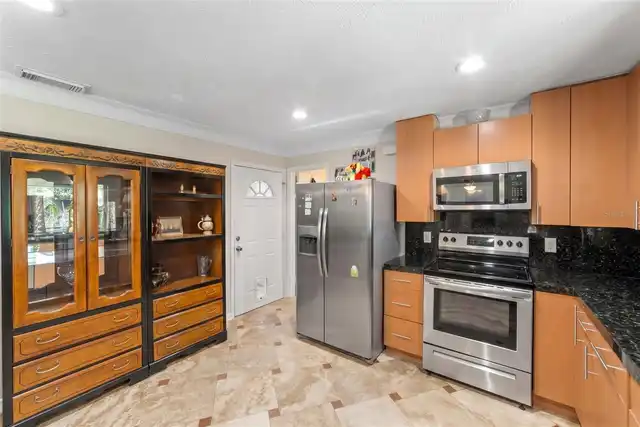 Listing Photo 17