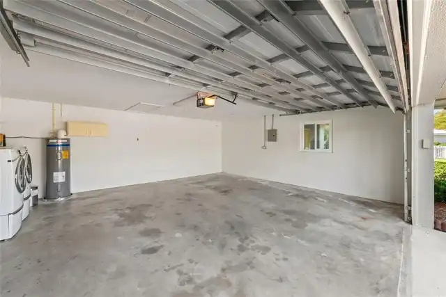Listing Photo 38