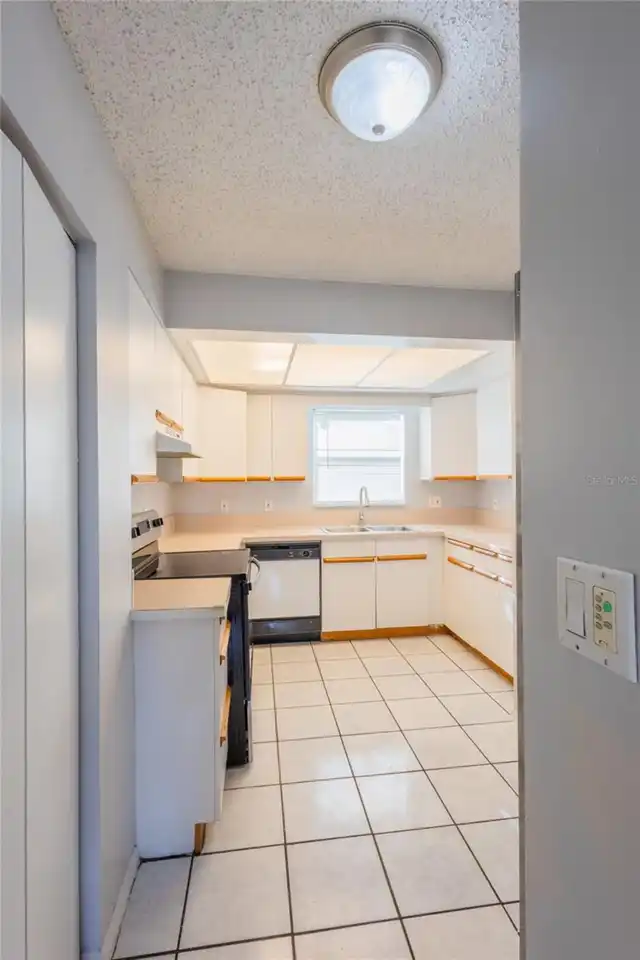 Listing Photo 13