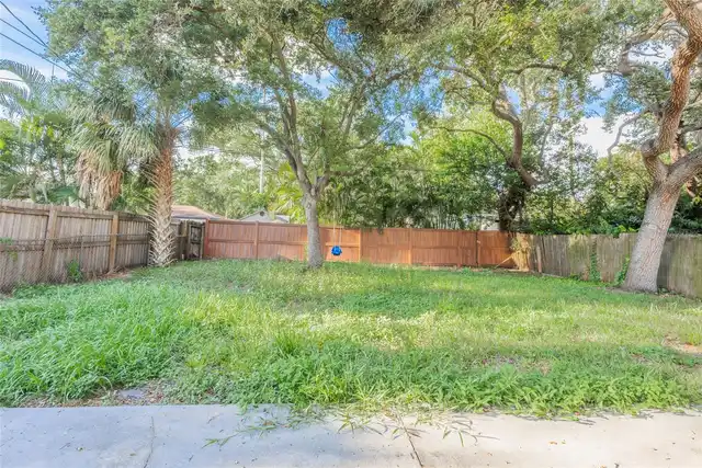 Listing Photo 26