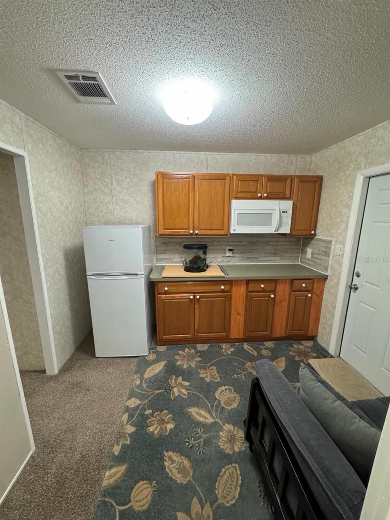 Listing Photo 28