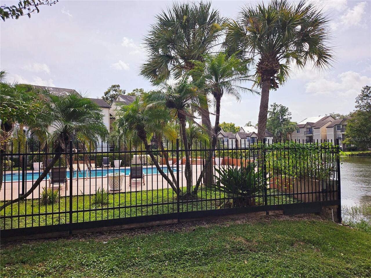 Listing Photo 12