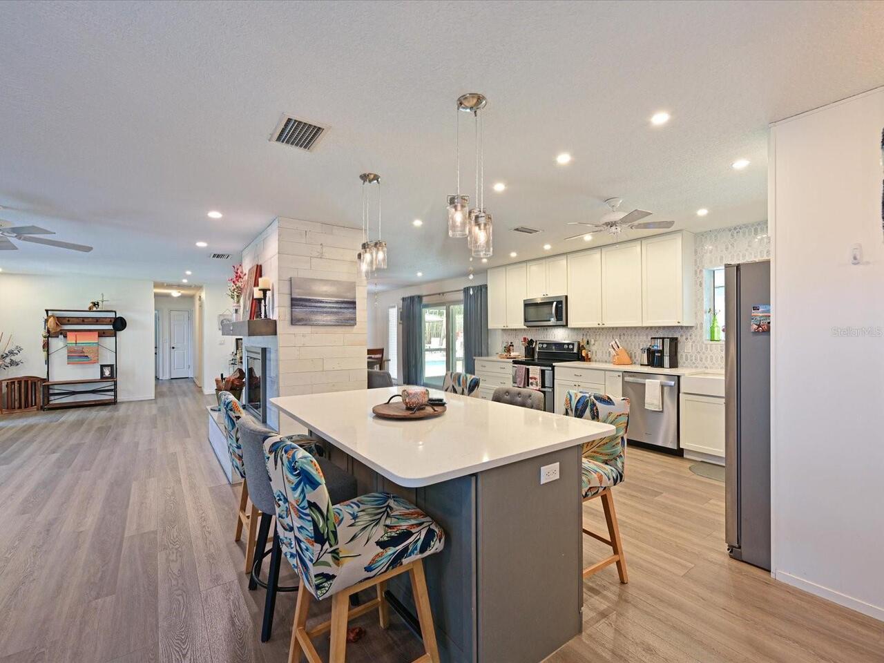Listing Photo 15